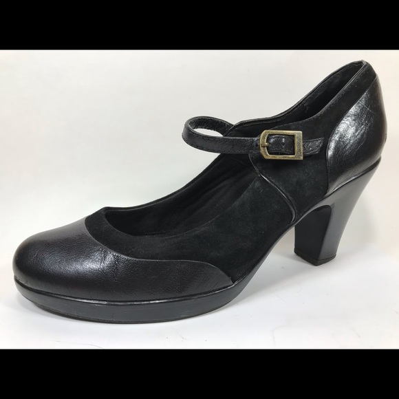Clarks | Shoes | Clarks Bendables Leather Mary Jane Heels 95m | Poshmark